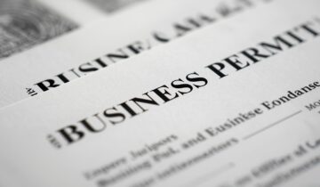 Starting an Event Attraction Business: Equipment, Permits, ROI